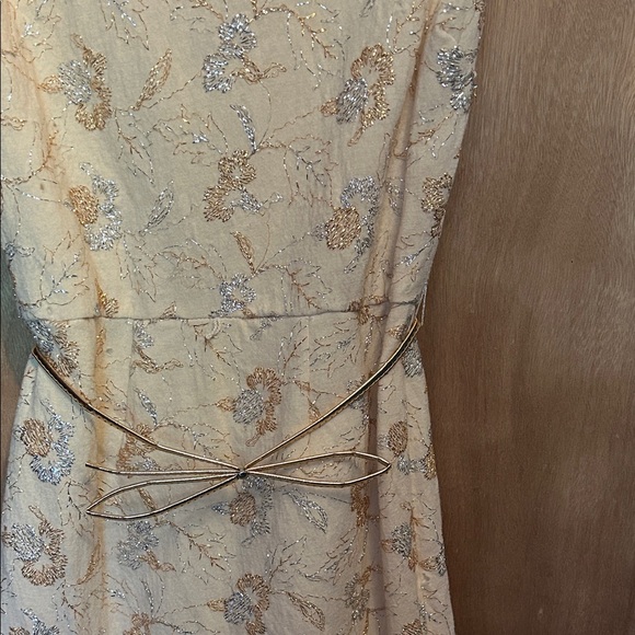 Vintage Chic Cream Floral Midi Dress - Picture 2 of 4
